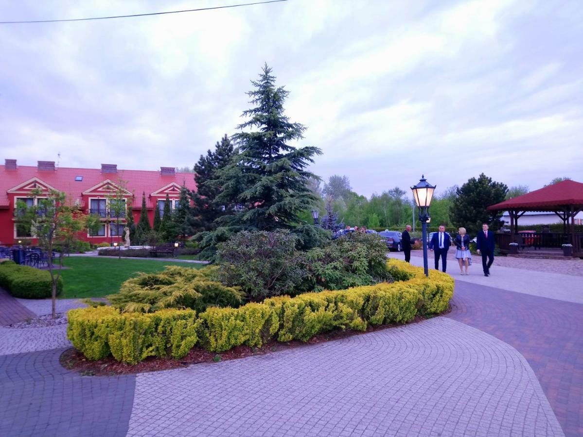 Hotel Milord Pułtusk Exterior foto
